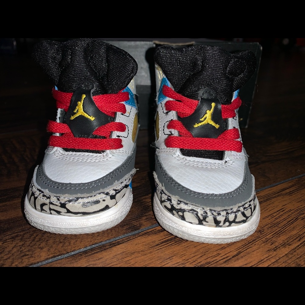 Air Jordan Spizike Bordeaux. Toddler Size 4C